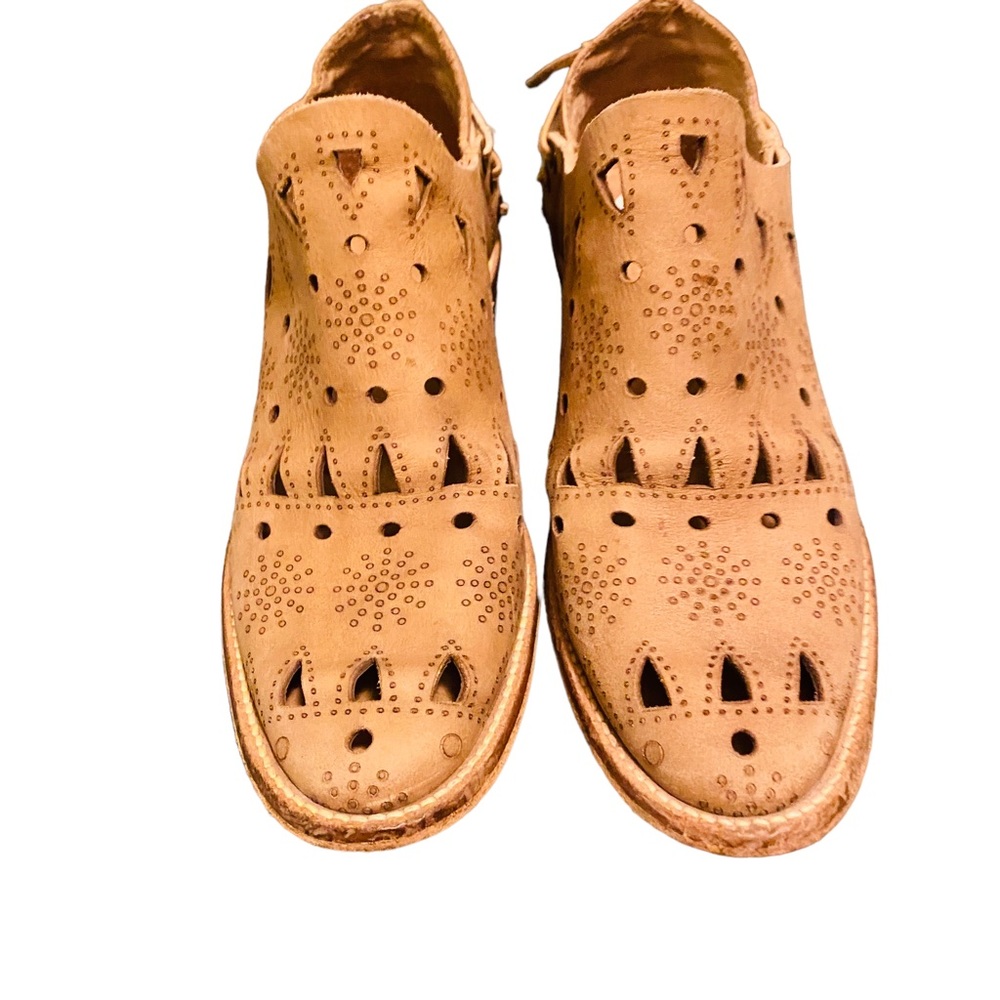 Anthropologie × Musse & Cloud Coolise Leather Laser Cut Booties - Picture 8 of 8